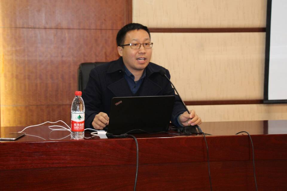 作者:唐子铭 徐容编审:于志云终审:丁爱国    ---计算机学院"新生杯"