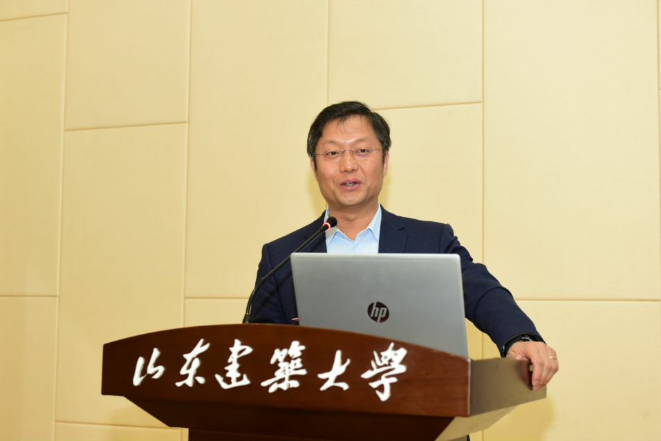 山东建筑大学于德湖图片