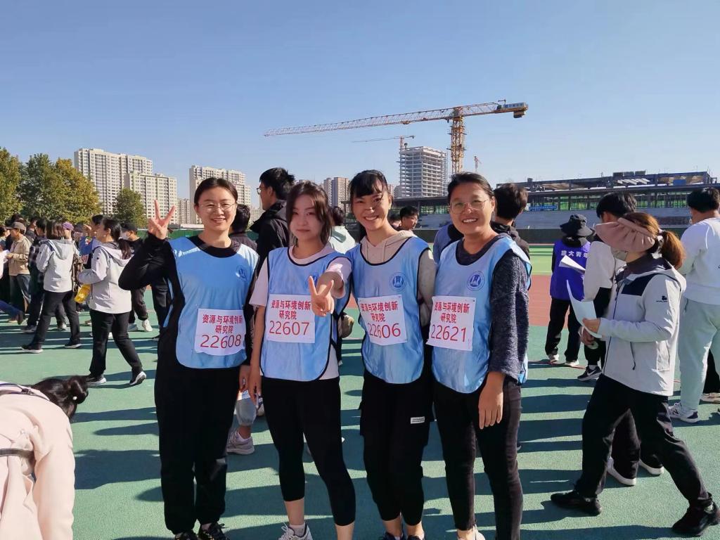 1C4B4